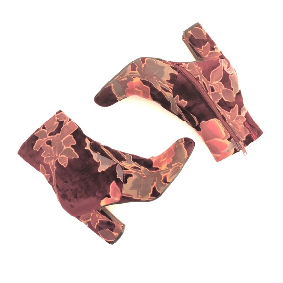 Steve Madden Shoes - Steve Madden Velvet Floral Booties Burgundy Size 8